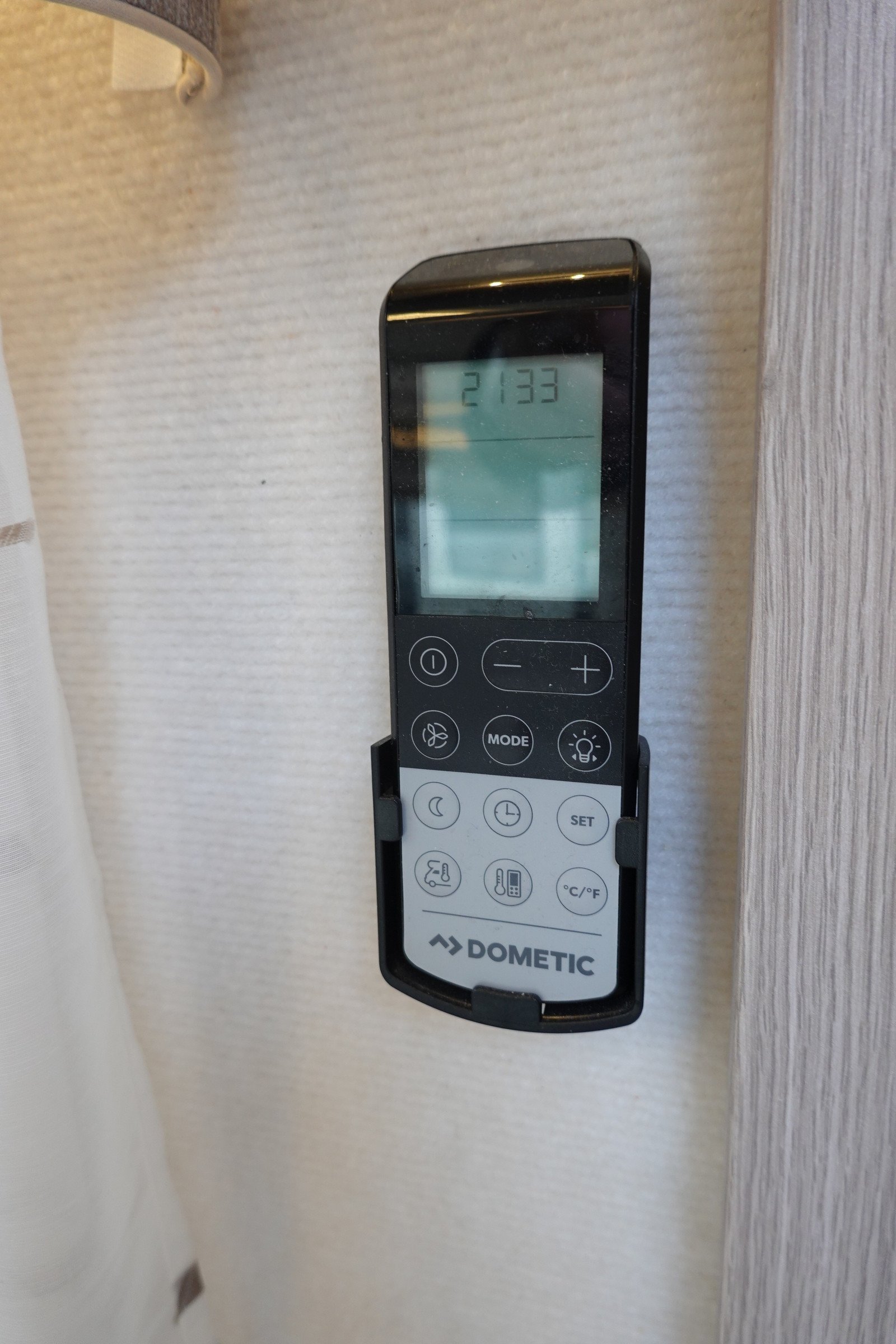 CARAVANE KABE IMPERIAL HACIENDA 1000 CU/DU TDL KS – Image 2