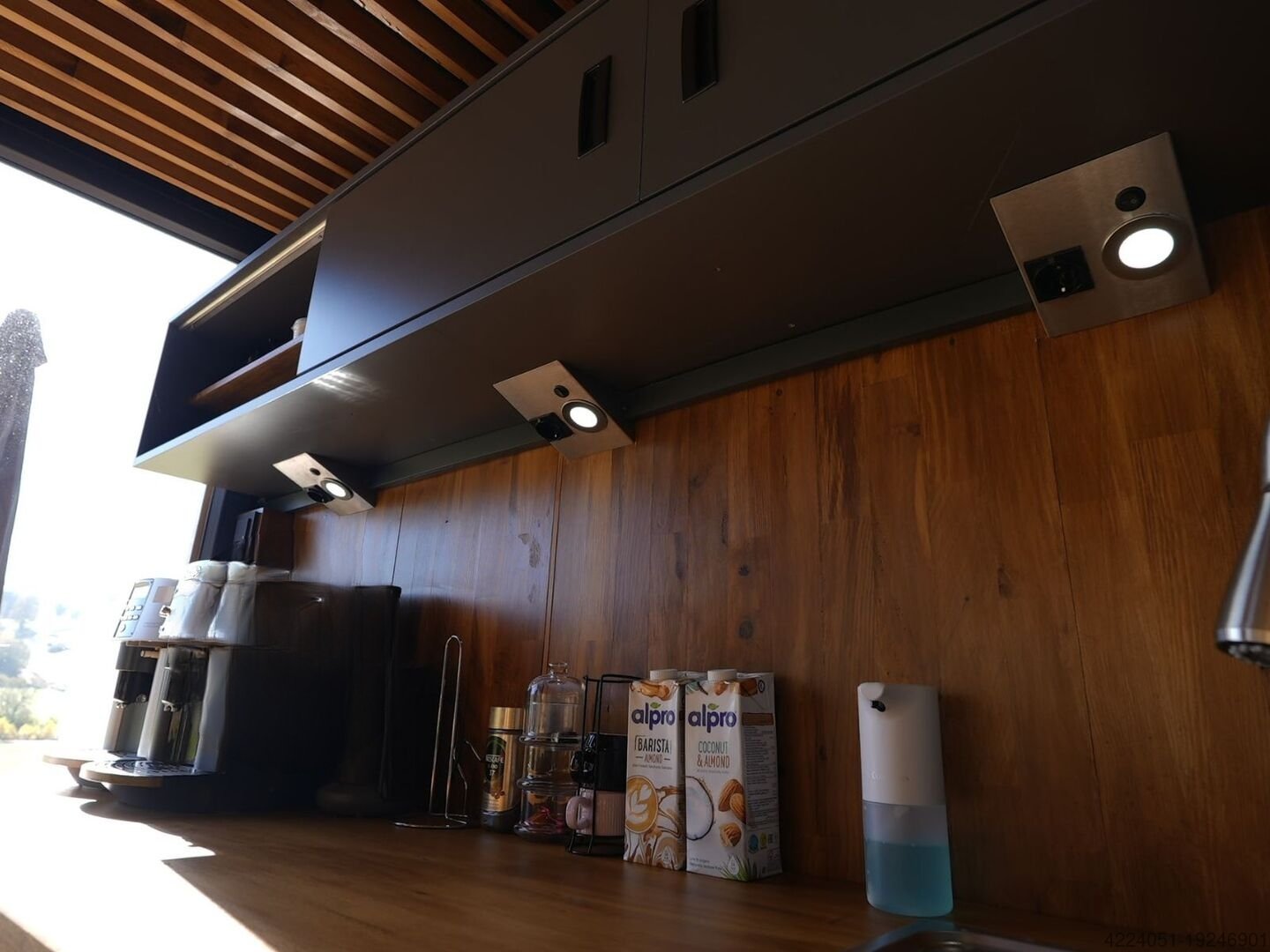 Conteneur Café avec véranda – Image 7