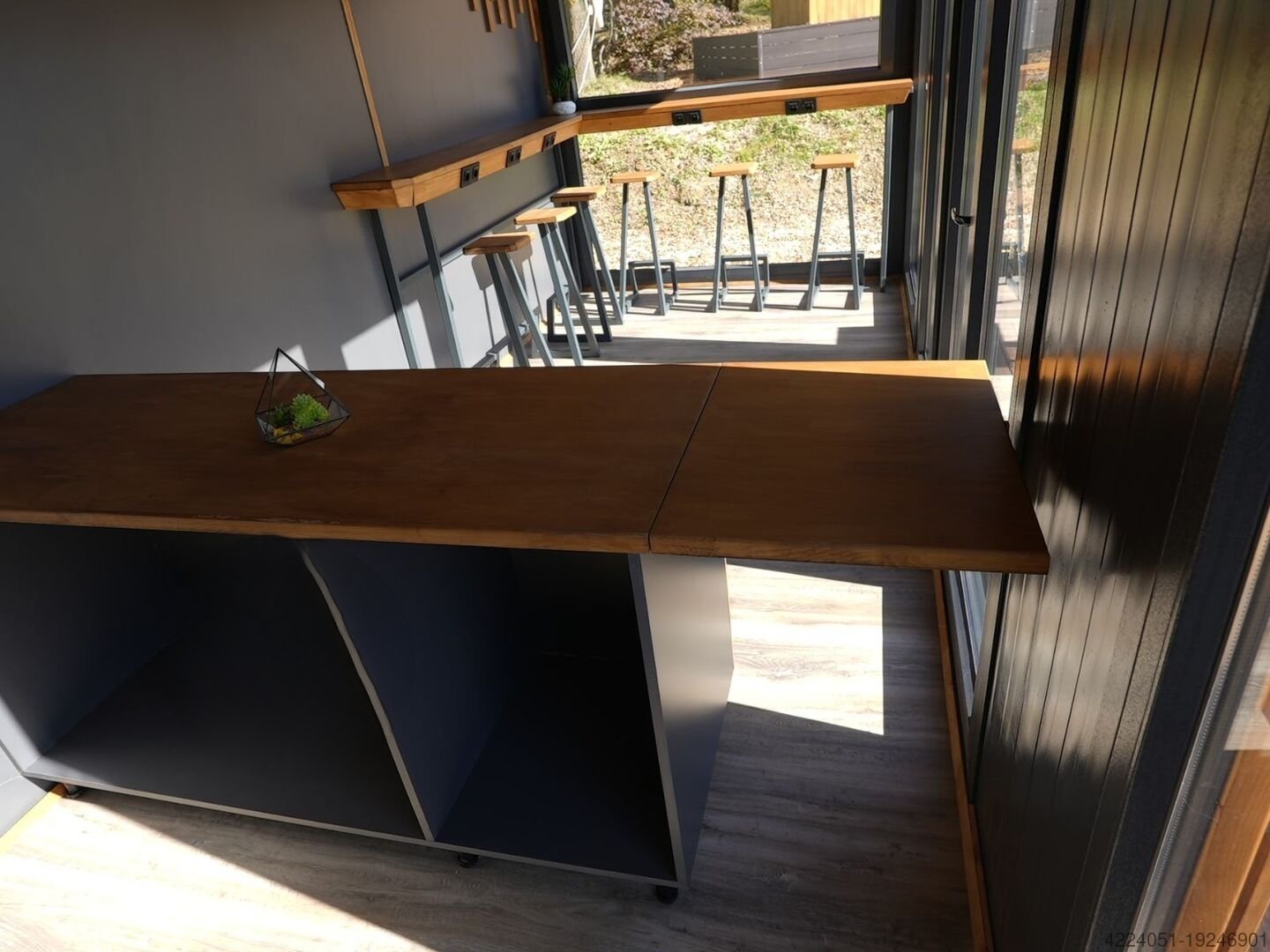 Conteneur Café avec véranda – Image 6