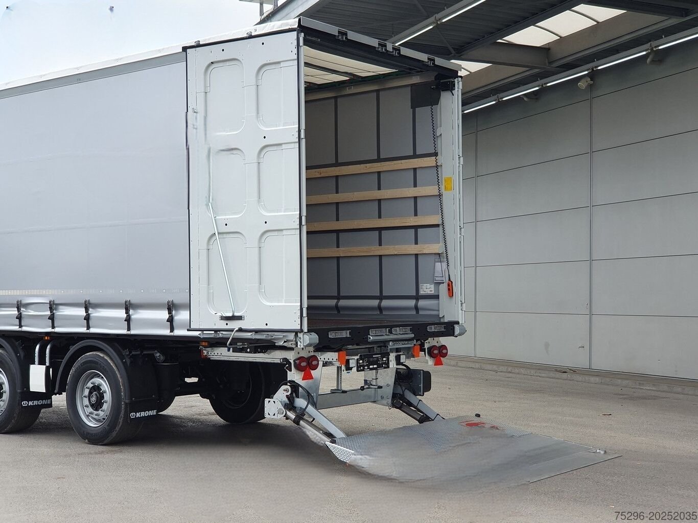 Semi-remorque Bâches coulissantes Hayon City Lift + essieu – Image 4