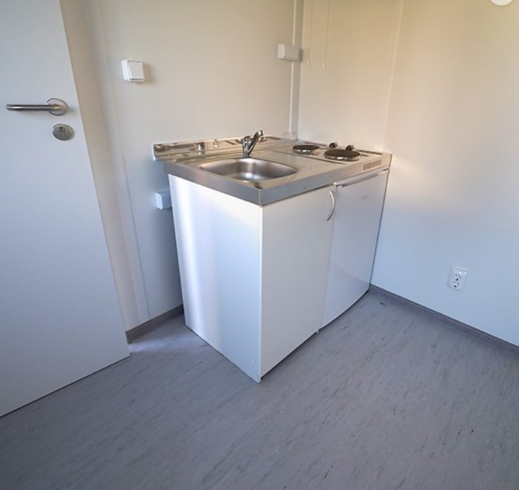 Conteneur Isolé de 6 x 3 mètres avec Toilettes et Cuisine RAL 7016 – Image 3