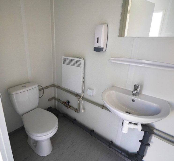 Conteneur Isolé de 6 x 3 mètres avec Toilettes et Cuisine RAL 7016 – Image 5