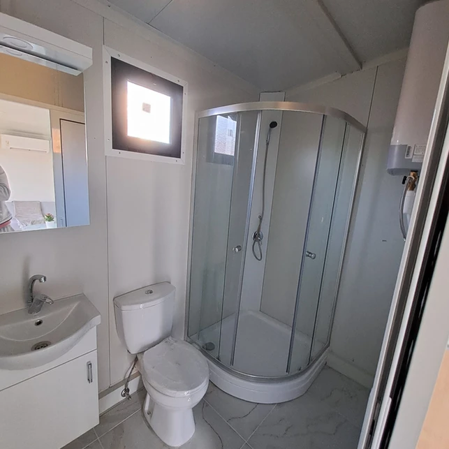 Bungalow Meublé avec Terrasse / Chalet de Jardin – Image 11