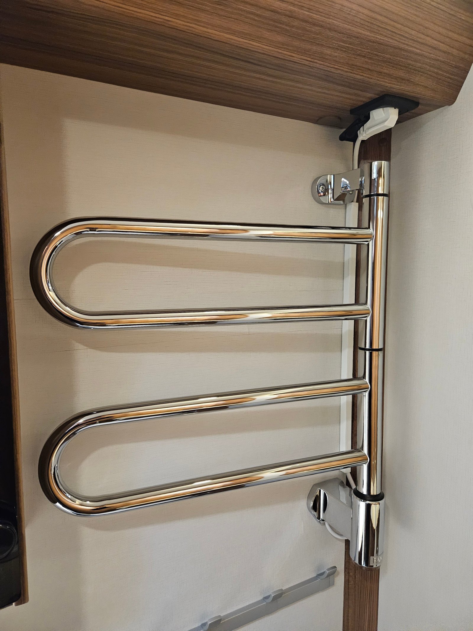 Caravane Customized Polar 730 – Image 29