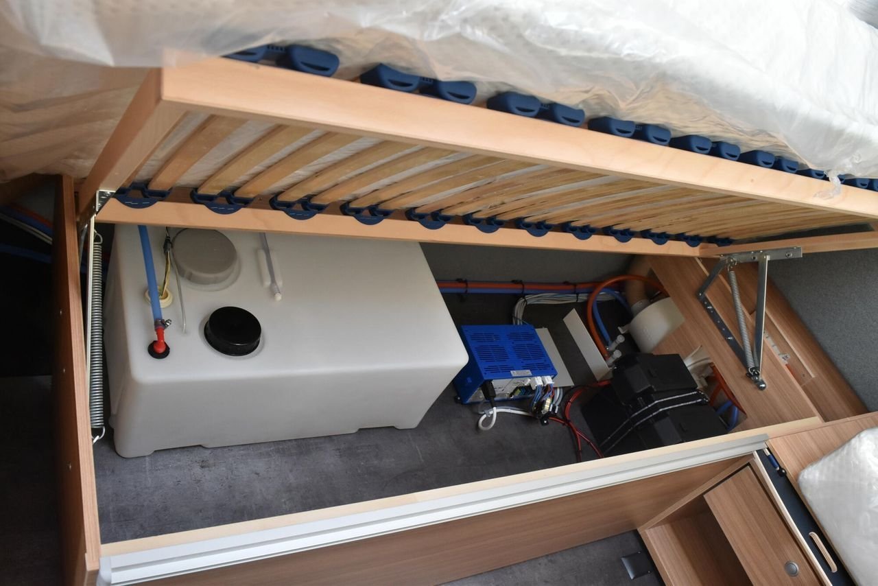 Caravane Dethleffs Camper 460 EL – Image 12