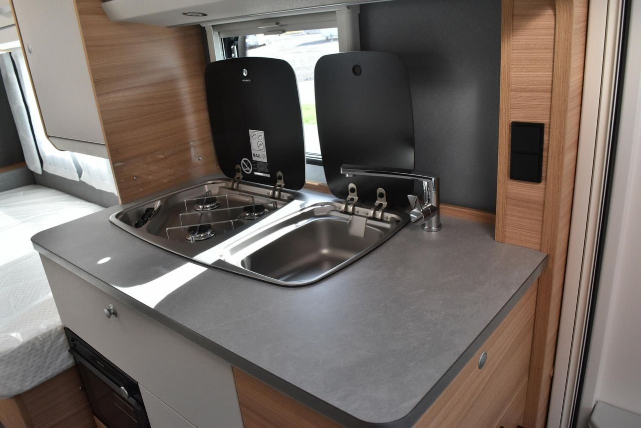 Caravane Dethleffs Camper 460 EL – Image 23