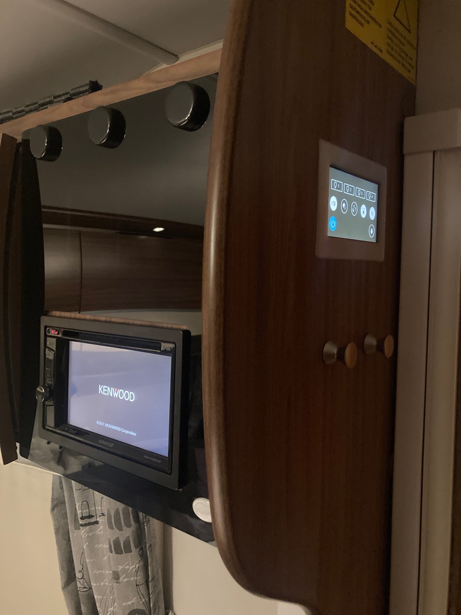 Caravane Polar 680 CTX-BK – Image 19