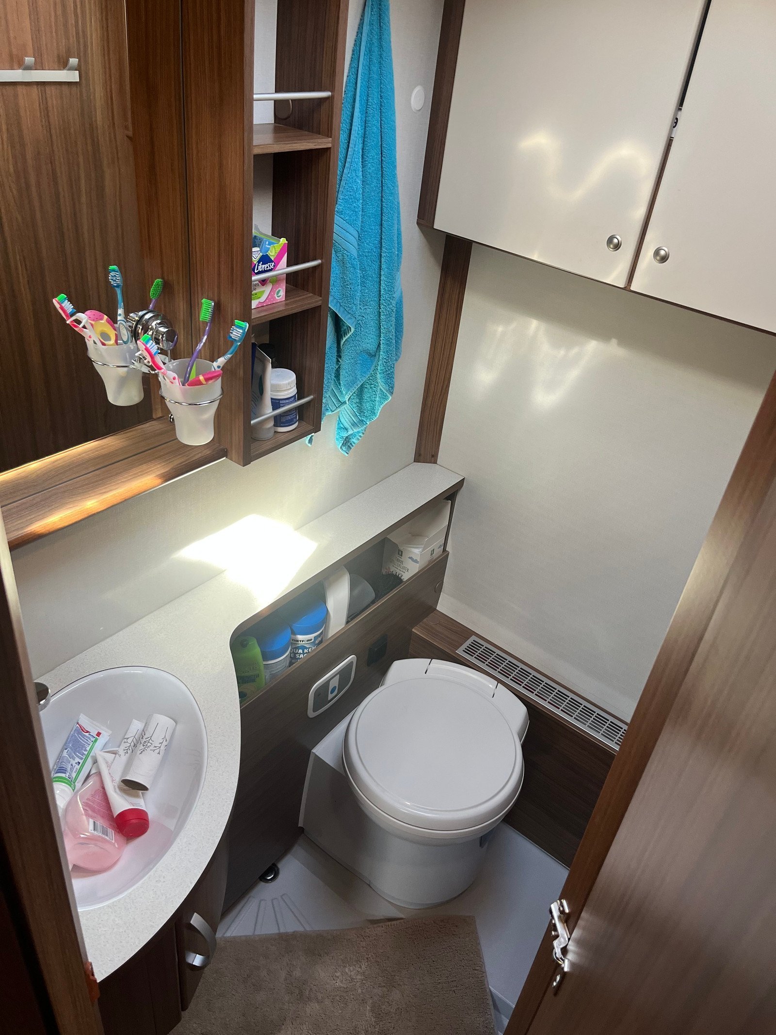 Caravane Polar 680 CTX-BK – Image 4