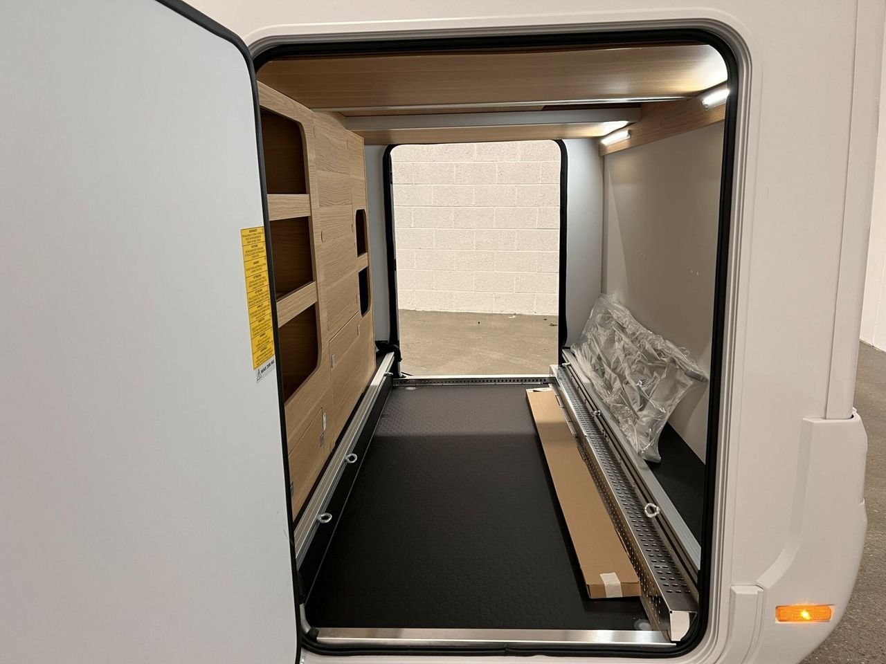 Camping-Car Fiat Ducato Adria Matrix Plus 670 SL 2.2/180 ch – Image 34