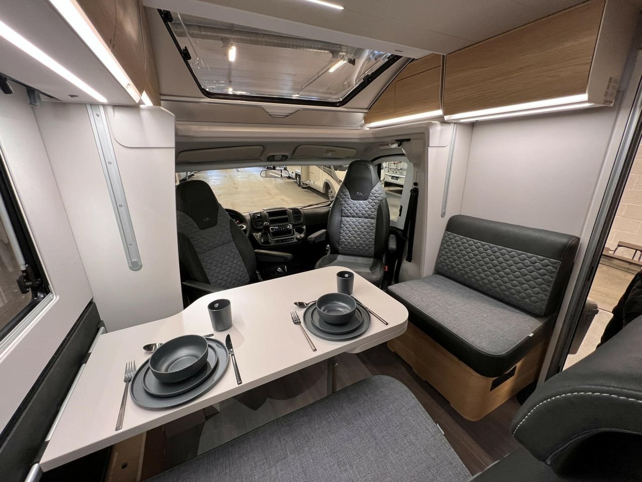 Camping-Car Fiat Ducato Adria Matrix Plus 670 SL 2.2/180 ch – Image 26