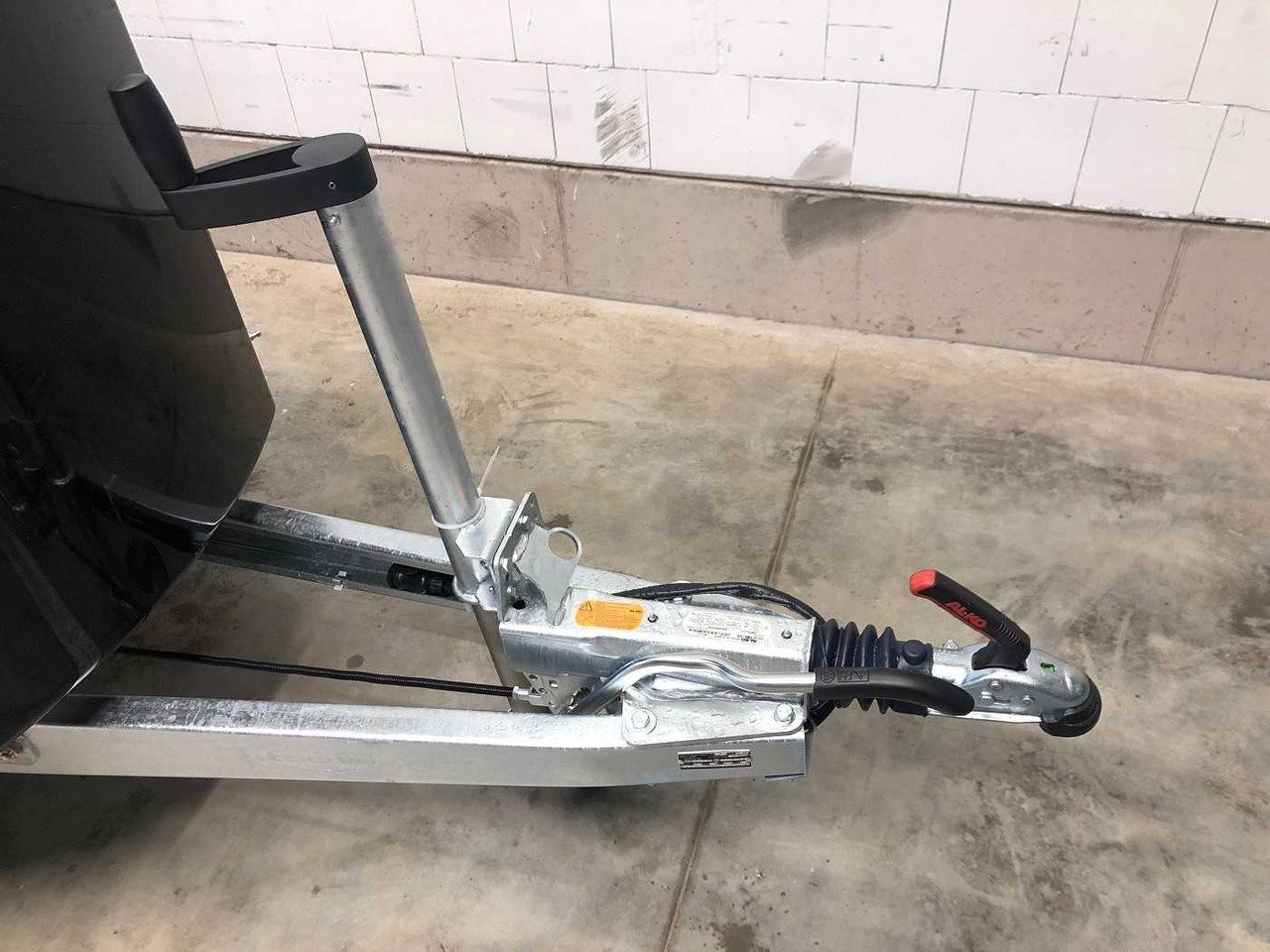 Remorque Van Chevaux Böckmann Portax silver + black avec sellerie – Image 7