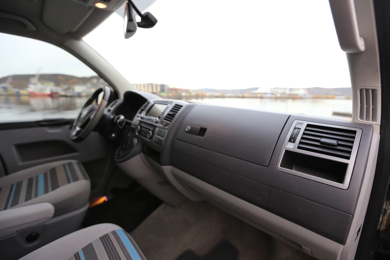 VW California BEACH EDITION 2013 180 CV 2.0 TDI – Image 24