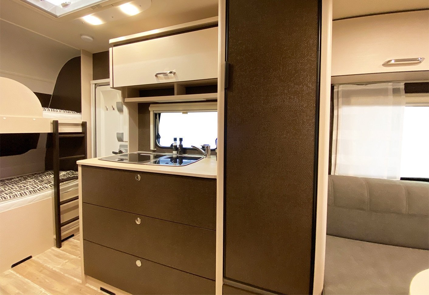 Caravane Dethleffs c'go 465 KR – Image 9