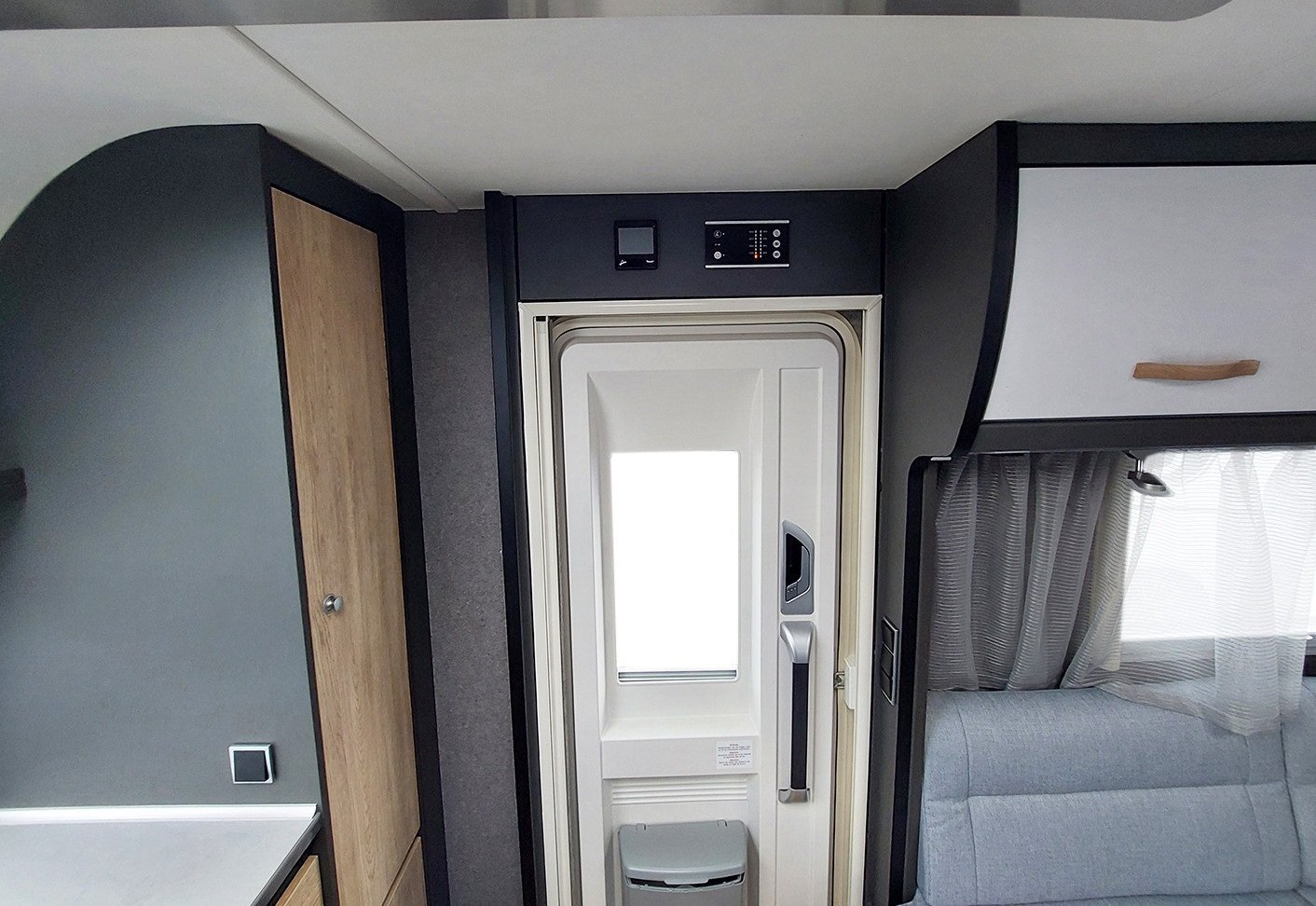 Caravane Dethleffs BEDUIN 740 – Image 2