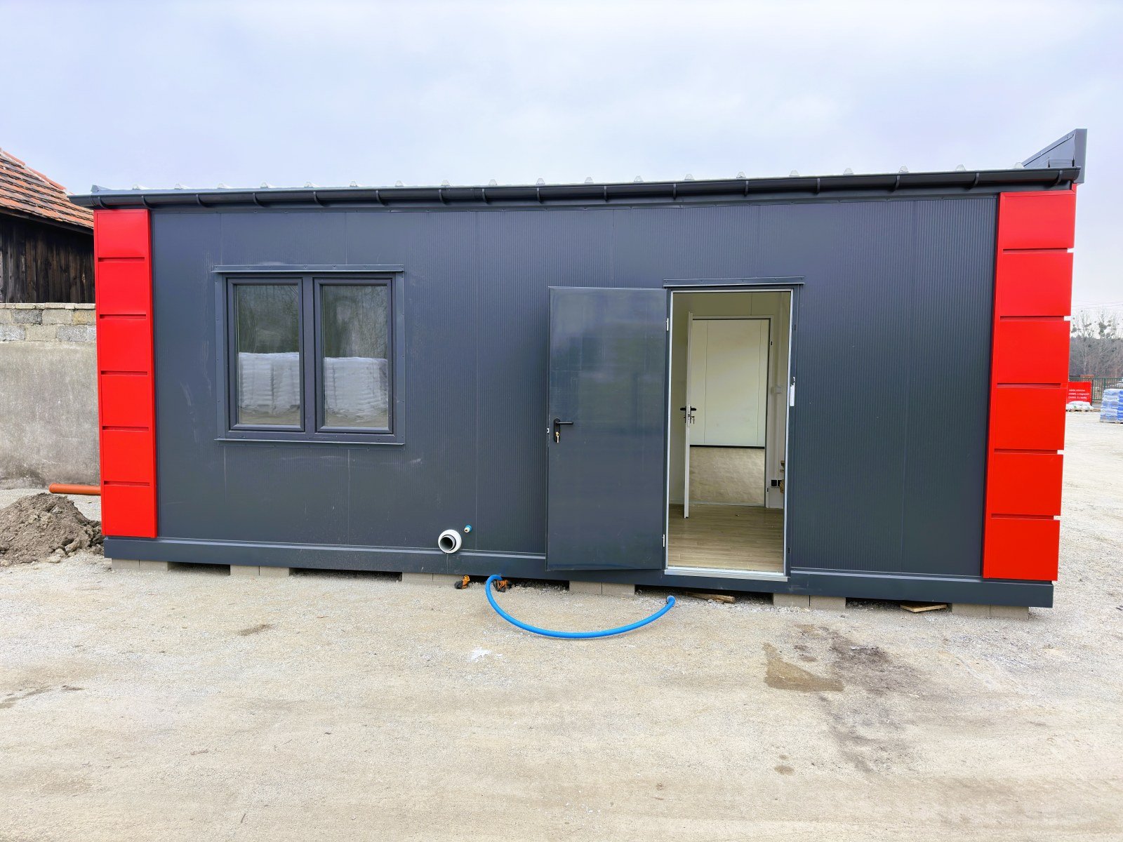 Conteneur Modulaire en panneaux sandwich – bureaux, commerces/logements, 6 pièces – 63 m² – Image 22