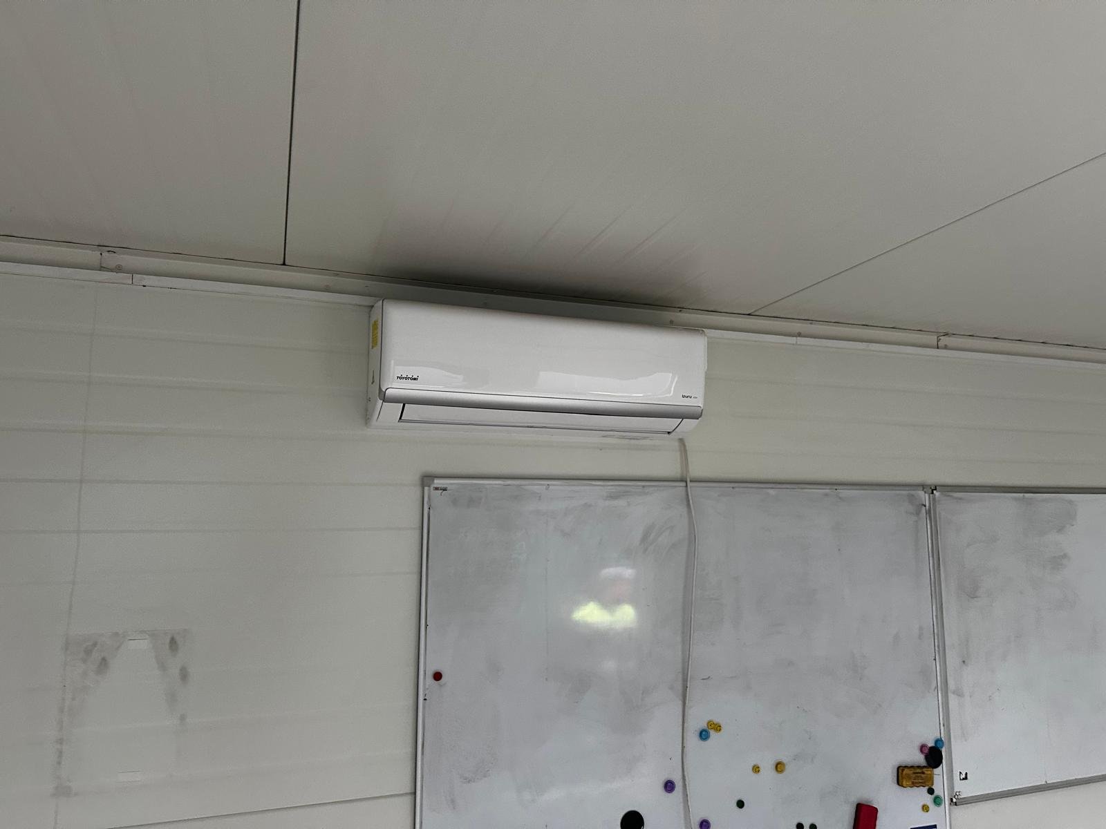 CONTENEUR COMMERCIAL 3×6 ESPACE OUVERT AVEC CLIMATISATION – Image 14